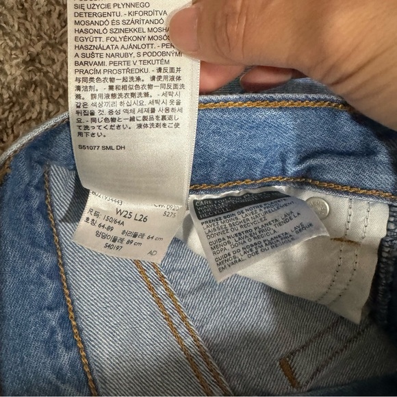 Levi’s Premium Wedgie Straight Crop Size 25 - Picture 6 of 10